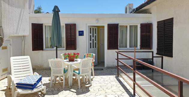 Apartment Devcic – 40 m vom Meer