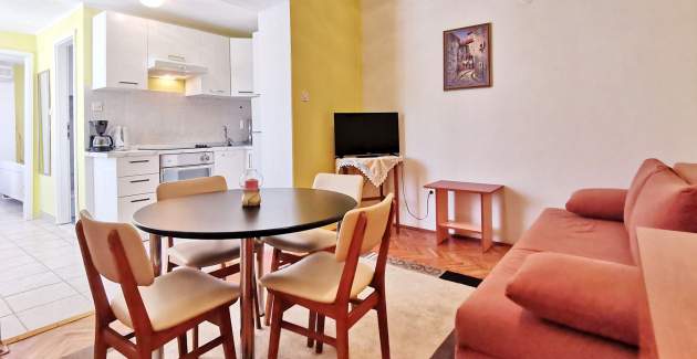 Apartment Devcic – 40 m vom Meer