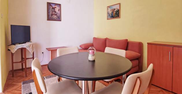 Apartment Devcic – 40 m vom Meer