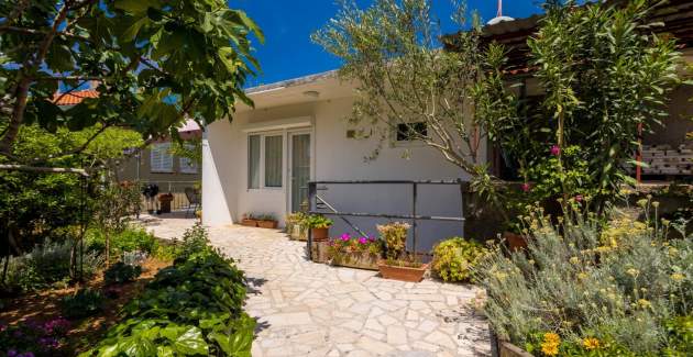 Apartment Andjelko – Meerblick, 60 m vom Meer
