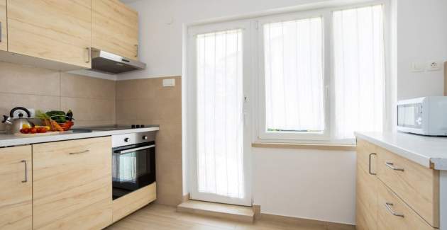 Apartment Andjelko – Meerblick, 60 m vom Meer