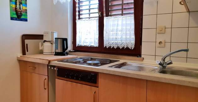 Apartment Bijelic A4 – Balkon