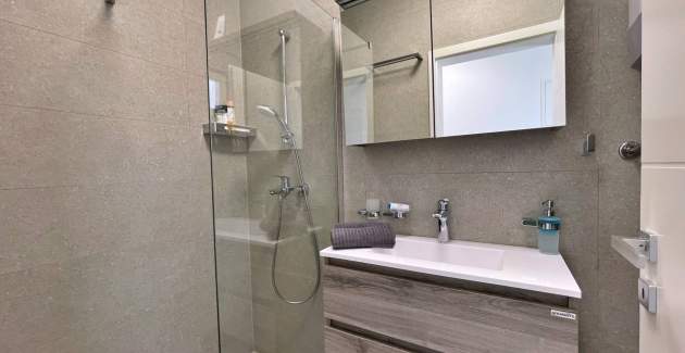 Luxusapartment Bonum 1 – Meerblick & Balkon