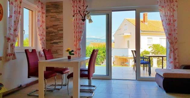 Apartment Branka 1 – Meerblick, 160 m vom Meer