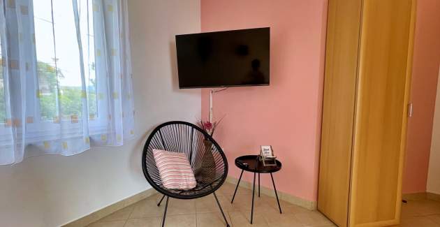 Apartment Tiha Lili 4 – 10 m vom Strand, Meerblick