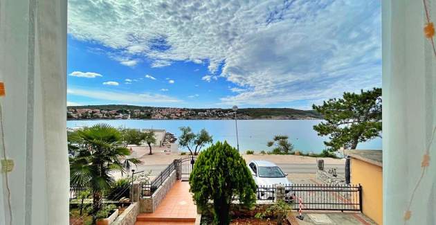 Apartment Tiha Lili 1 – 10 m vom Strand, Meerblick