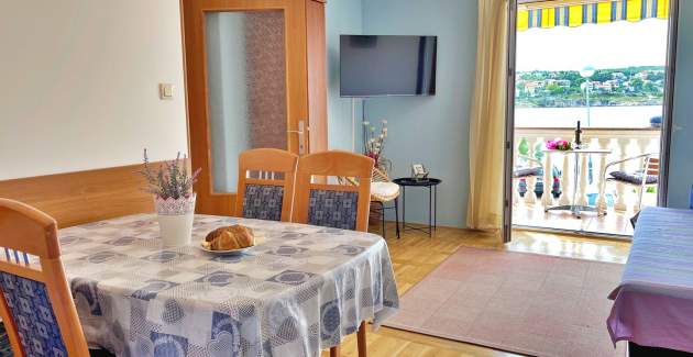 Apartment Tiha Lili 1 – 10 m vom Strand, Meerblick
