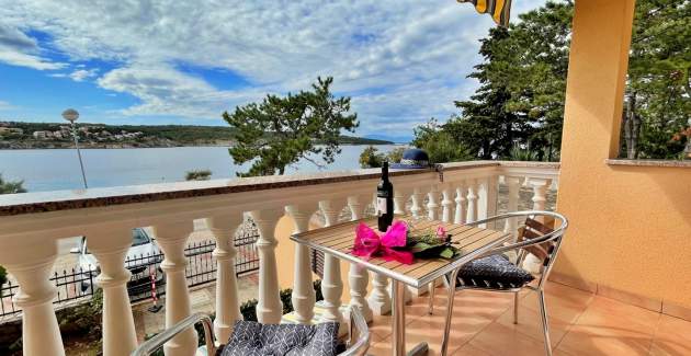 Apartment Tiha Lili 1 – 10 m vom Strand, Meerblick