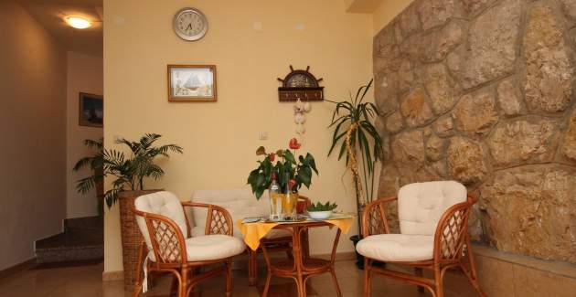 Apartment Tiha Lili 3 – 10 m vom Strand, Meerblick
