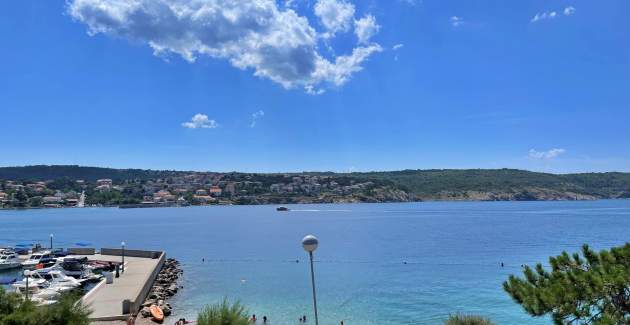 Apartment Tiha Lili 3 – 10 m vom Strand, Meerblick
