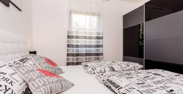 Apartment Zeljko A4 mit Pool und Terrasse