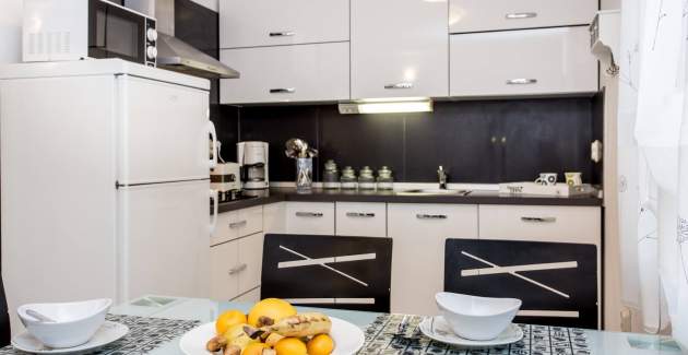 Apartment Zeljko A4 mit Pool und Terrasse
