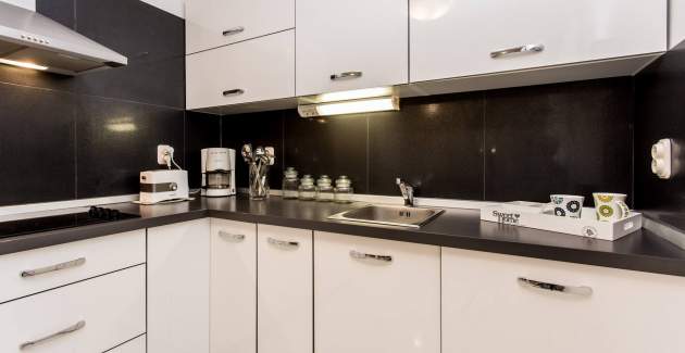 Apartment Zeljko A4 mit Pool und Terrasse