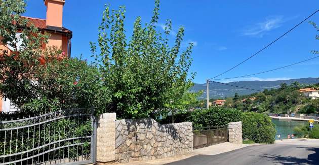 Apartman Koraljka 2 – pogled more