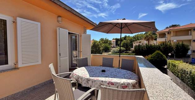 Apartment Nevenka 3 – Meerblick, 70 m vom Meer