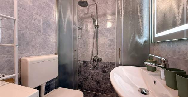 Apartment Nevenka 3 – Meerblick, 70 m vom Meer