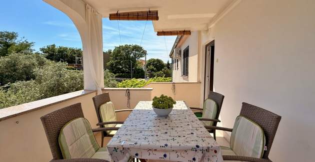 Apartment Nevenka P. – Meerblick, 130 m vom Meer