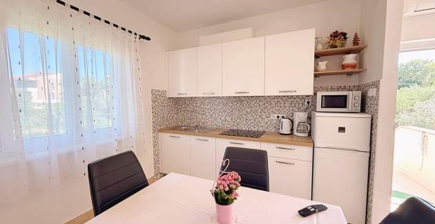 Apartment Nevenka P. – Meerblick, 130 m vom Meer