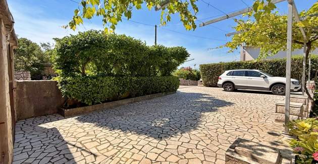 Apartment Nevenka P. – Meerblick, 130 m vom Meer
