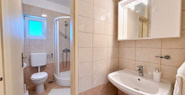 Apartment Nevenka P. – Meerblick, 130 m vom Meer