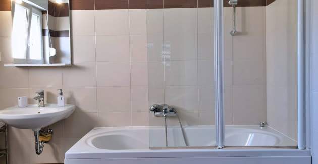 Apartment Rea – 220 m vom Meer