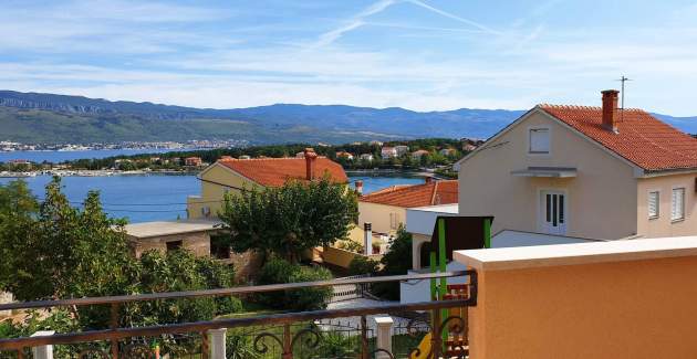 Apartment Rebeka 2 – 160 m vom Meer, Balkon