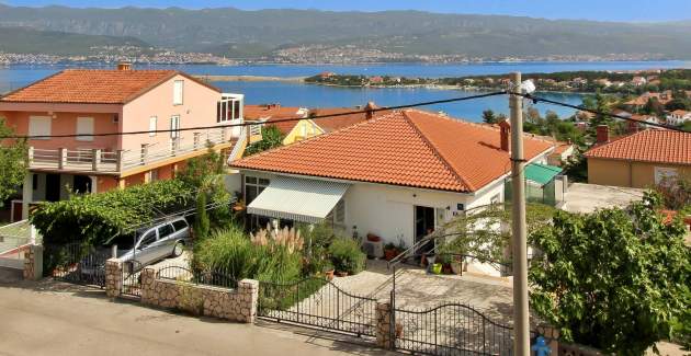 Apartment Renata mit Terrasse