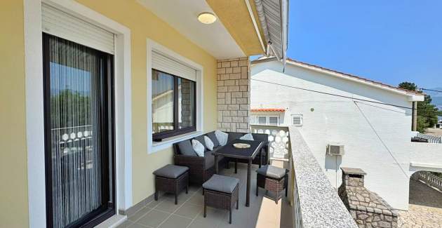 Apartment Rozi – Meerblick und Balkon