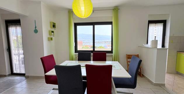 Apartment Rozi – Meerblick und Balkon
