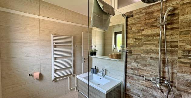 Apartment Rozi – Meerblick und Balkon