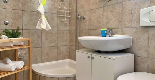 Apartment Savic A2 – 90 m vom Strand