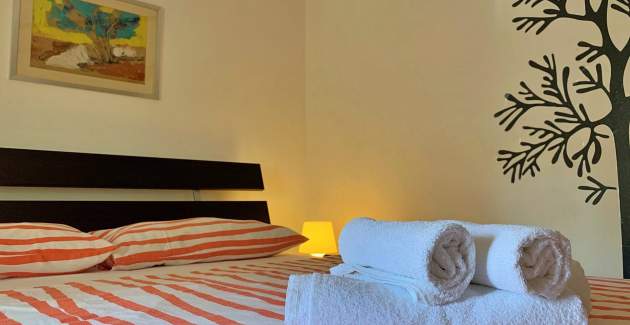Apartment Savic M – 90 m vom Strand, Meerblick