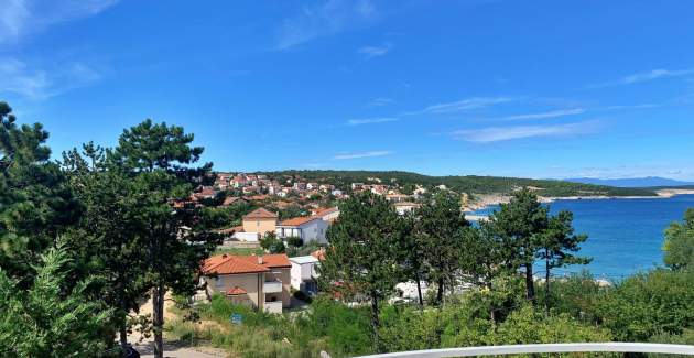 Apartment Savic M – 90 m vom Strand, Meerblick