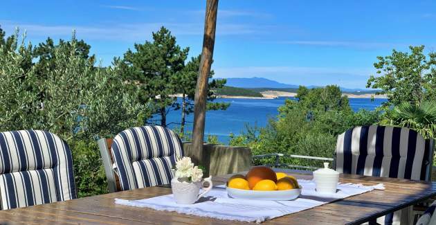 Apartment Savic M – 90 m vom Strand, Meerblick