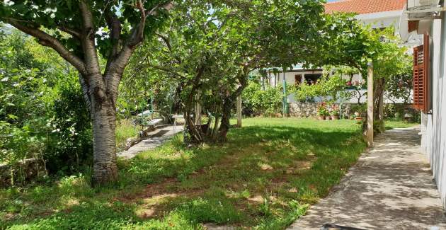 Apartment Srdoc – Terrasse, Erdgeschoss
