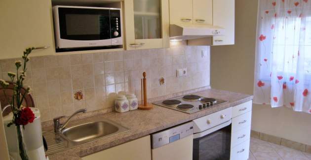Apartment Nidisa A1 – 90 m vom Meer
