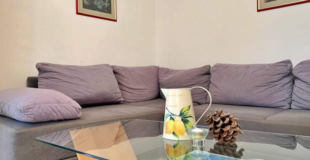 Apartment Viola – Terrasse und Hofblick