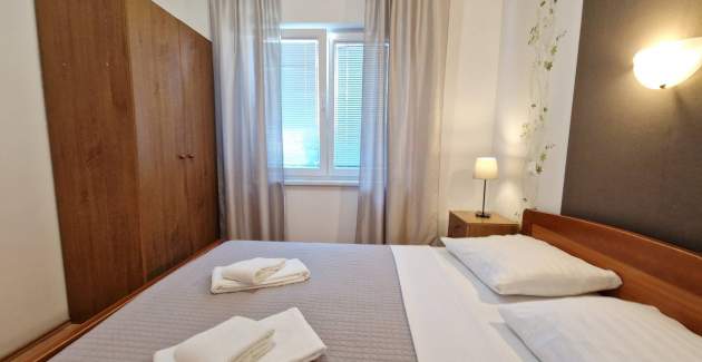 Apartment Brnic AQ P – mit überdachter Terrasse, 90 m vom Strand entfernt