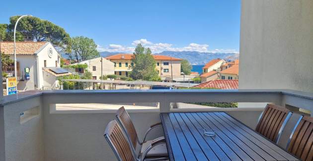 Apartment Brnic AQ 1 – mit Balkon, 90 m vom Strand entfernt