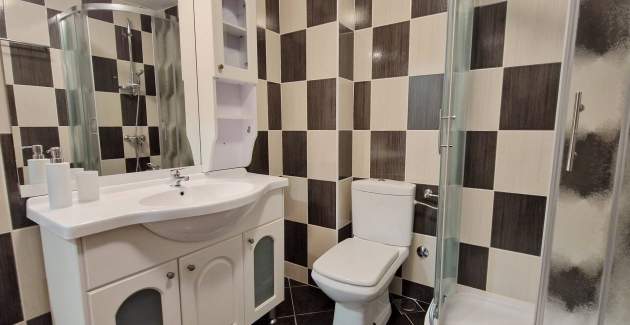 Apartment Brnic AQ 1 – mit Balkon, 90 m vom Strand entfernt