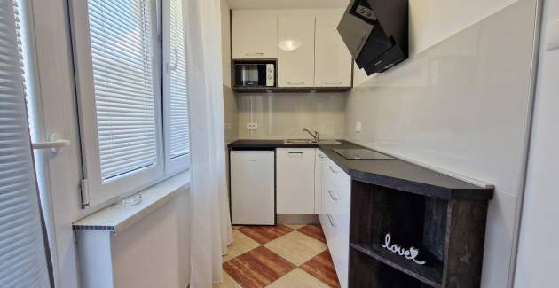 AApartment Brnic AQ 2 – mit Parkplatz, 90 m vom Strand entfernt