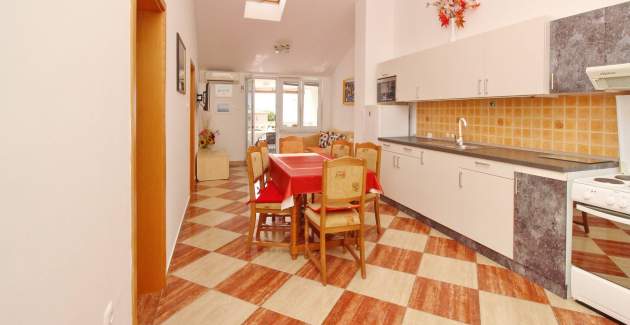Apartment Dorcic AQ 1 – zentrale Lage, nahe dem Strand