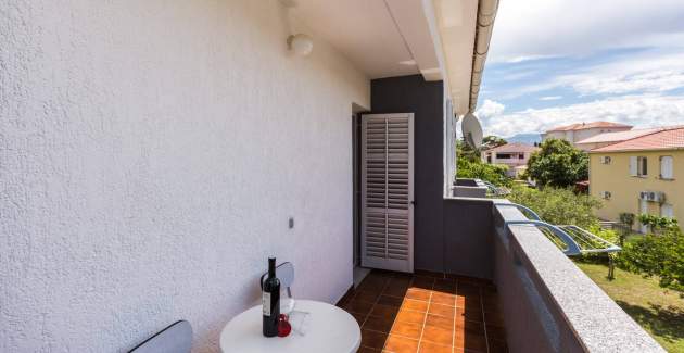 Apartment Berisha 2 Nr.1 – mit Balkon
