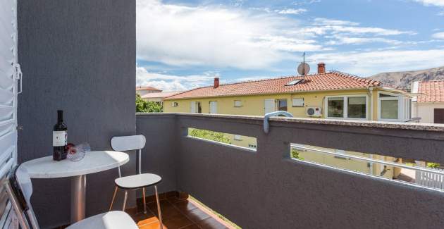 Apartment Berisha 2 Nr.2 - mit Balkon