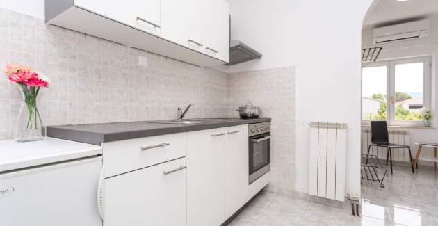 Apartment Berisha 2 Nr.2 - mit Balkon