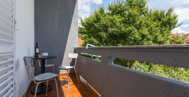 Apartment Berisha 2 Nr.3 - mit Balkon