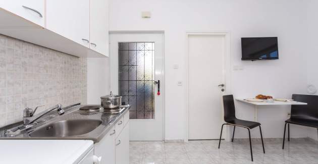 Apartment Berisha 2 Nr.3 - mit Balkon