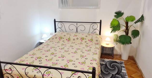 Apartment Bugi PRIZ - im Erdgeschoss, mit Terrasse