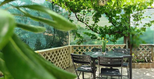 Apartment Bugi PRIZ - im Erdgeschoss, mit Terrasse