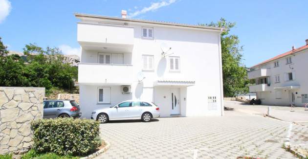 Apartment Cugalj – mit Balkon, im 2. Stock, 300 m vom Strand